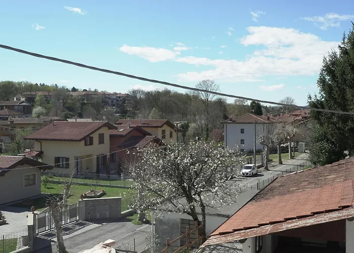 Cascina Riva Pensionat Leggiuno